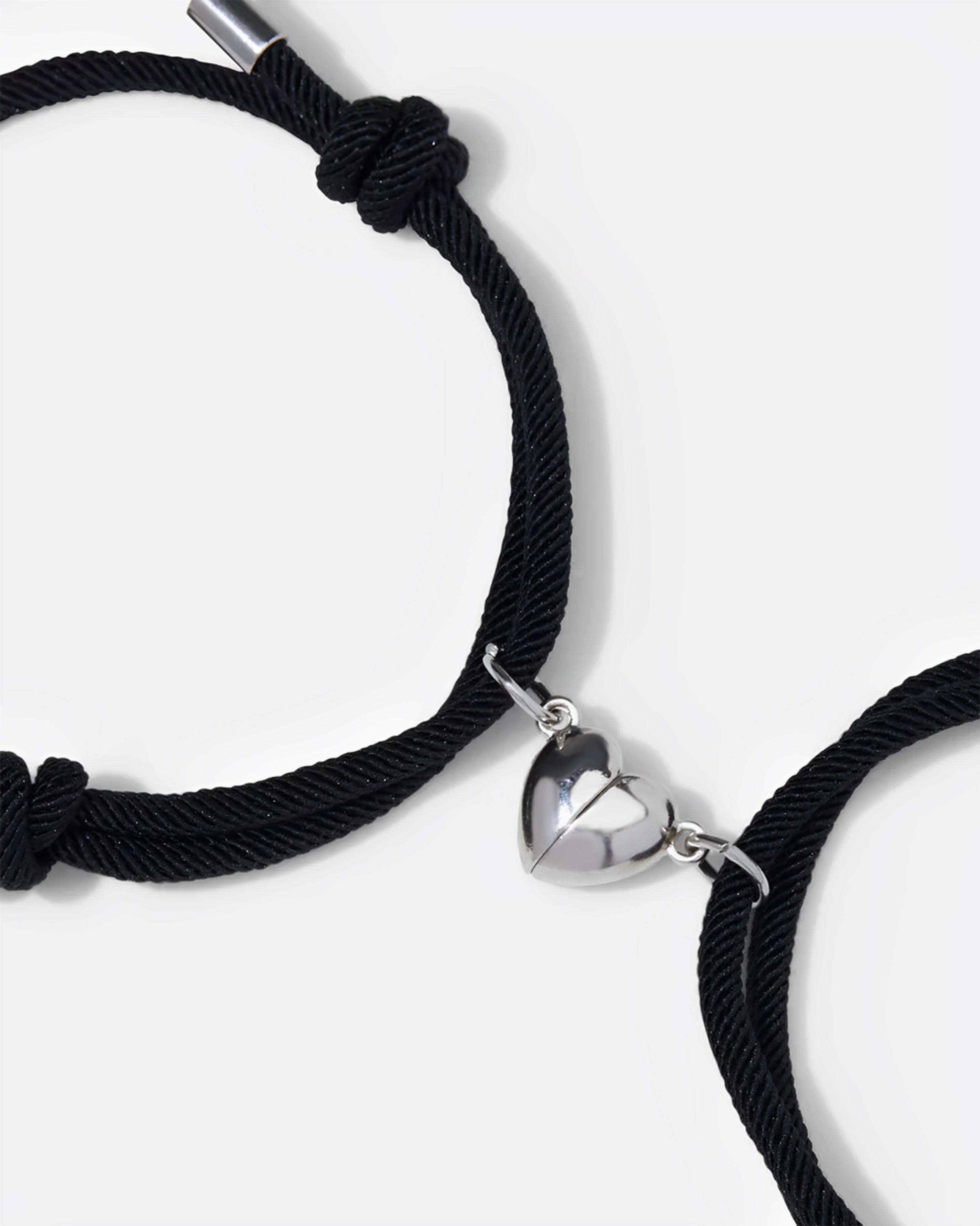 Magnetic Heart Bracelets – Perfect Couple Bracelets That Unlock Each Other